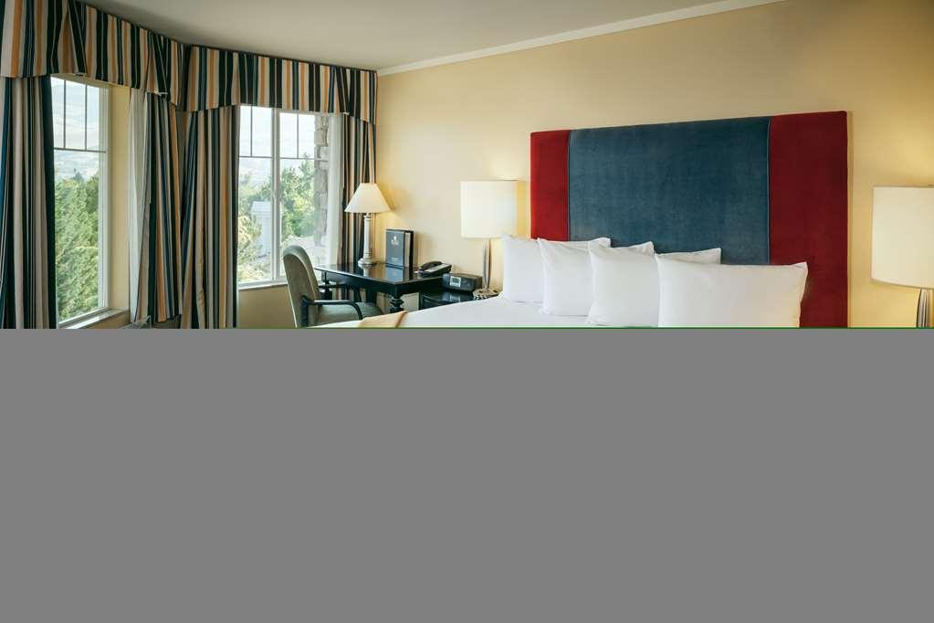 Plaza Inn & Suites At Ashland Creek Bilik gambar