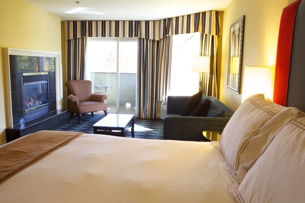 Plaza Inn & Suites At Ashland Creek Luaran gambar